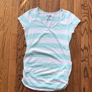 MATERNITY • OLD NAVY tee